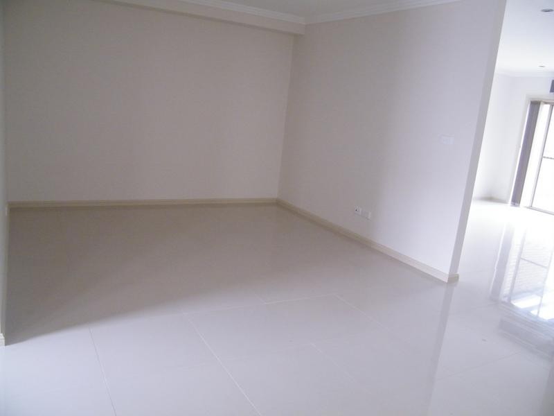 11a Cowl St, Greenacre NSW 2190