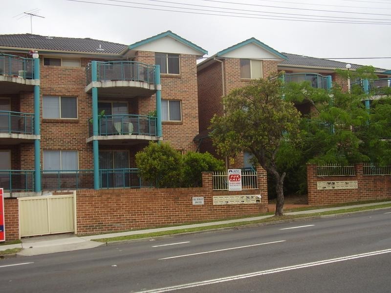 15/1 Rickard Rd, Bankstown NSW 2200