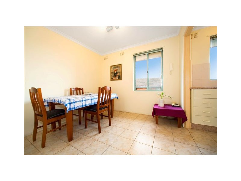 5/11-17 Davidson Street, Greenacre NSW 2190