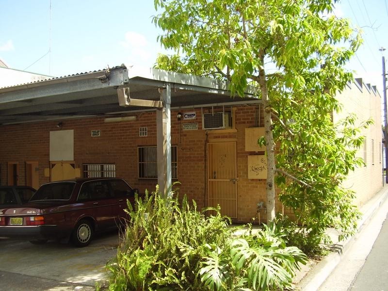 1/12 Boronia Rd, Greenacre NSW 2190