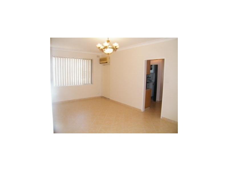 2/1-3 Yerrick st, Lakemba NSW 2195