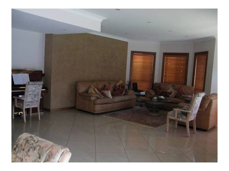 1/114-116 Rawson Rd, Greenacre NSW 2190