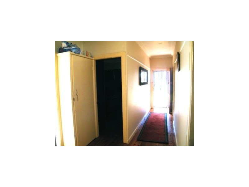 98 Chiswick RD, Greenacre NSW 2190