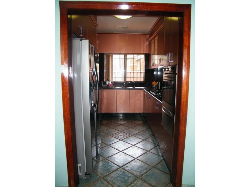 20 MOUNT LEWIS AVE, Mount Lewis NSW 2190