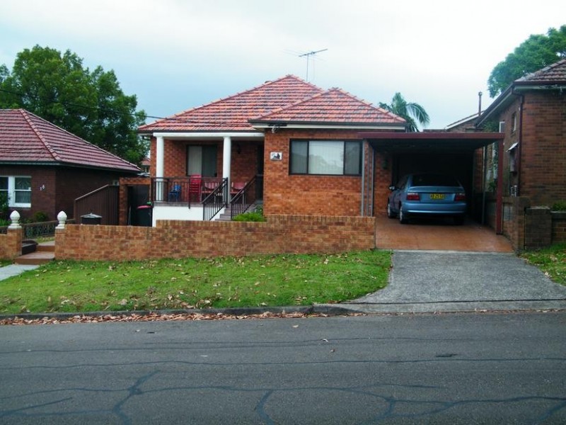 20 MOUNT LEWIS AVE, Mount Lewis NSW 2190