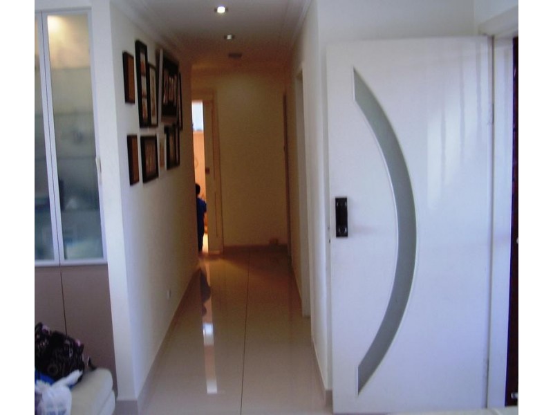 1 Kareela Cres, Greenacre NSW 2190