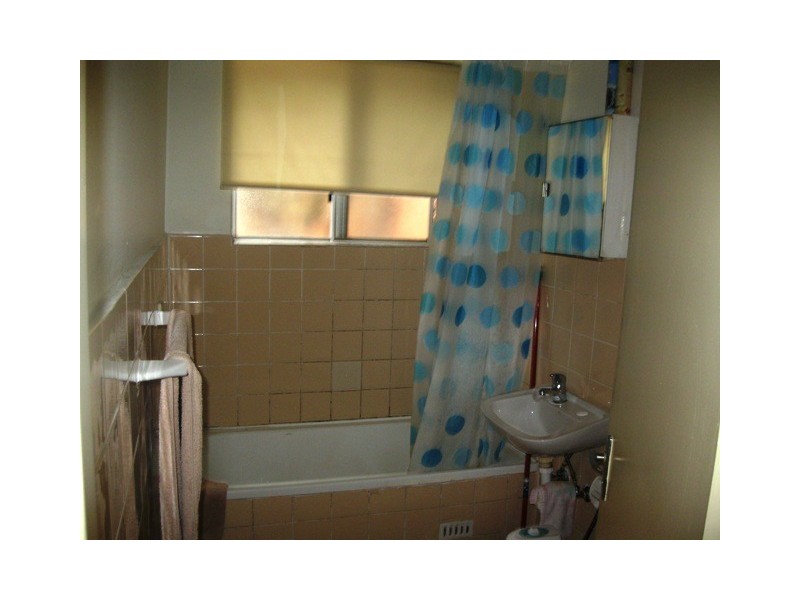 9/6 Fairmount St, Lakemba NSW 2195