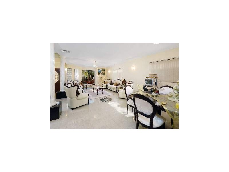 151 Old Kent Rd, Greenacre NSW 2190