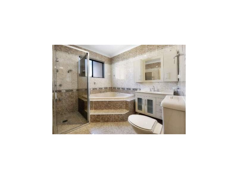 151 Old Kent Rd, Greenacre NSW 2190