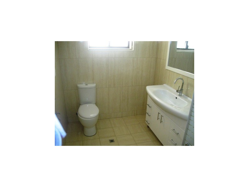 1 Nockolds ave, Punchbowl NSW 2196