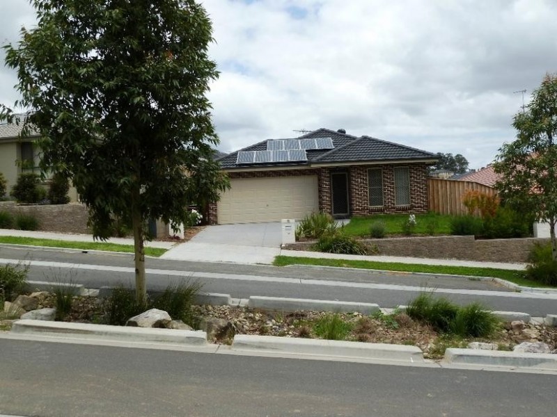 9 Glass House Blvd, Minto NSW 2566