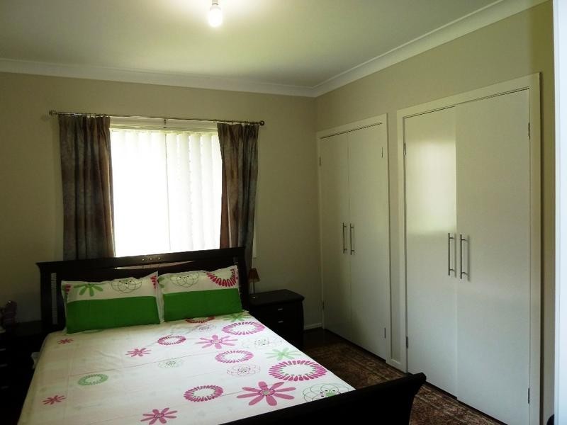 9 Glass House Blvd, Minto NSW 2566