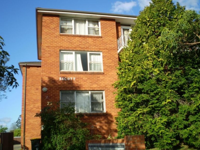 13/73 Fairmount St., Lakemba NSW 2195