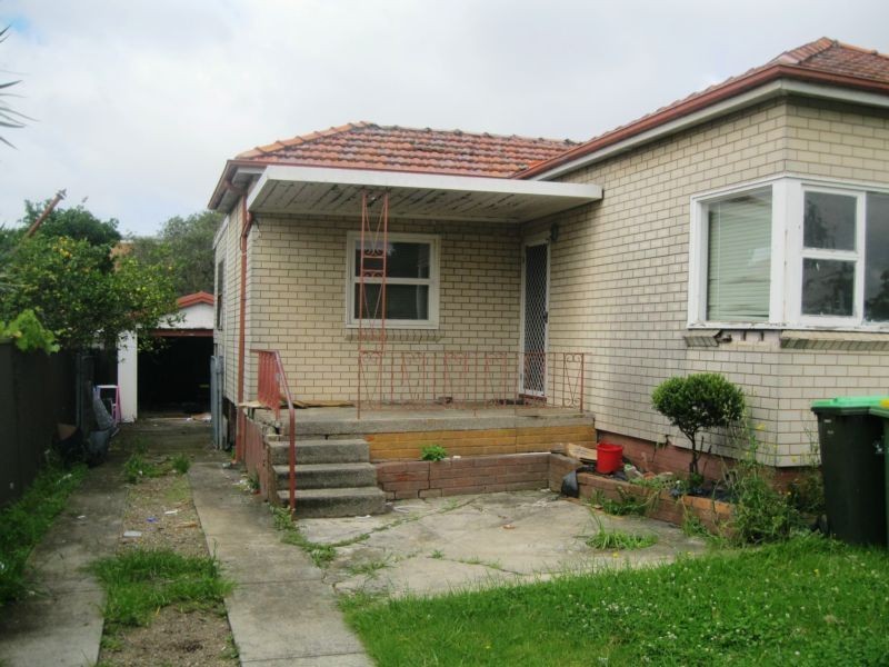 110 Northcote RD, Greenacre NSW 2190