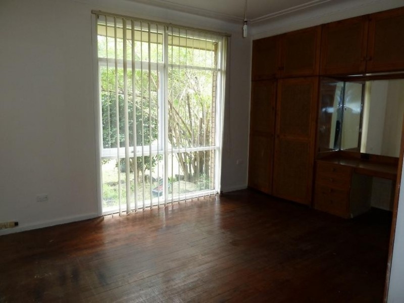 12 Bunt St., Greenacre NSW 2190