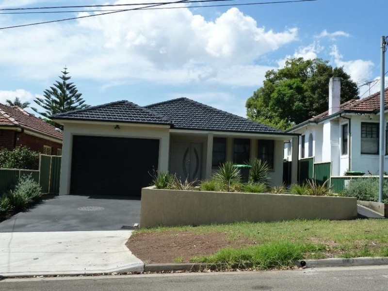 19 Carrisbrook Ave., Punchbowl NSW 2196