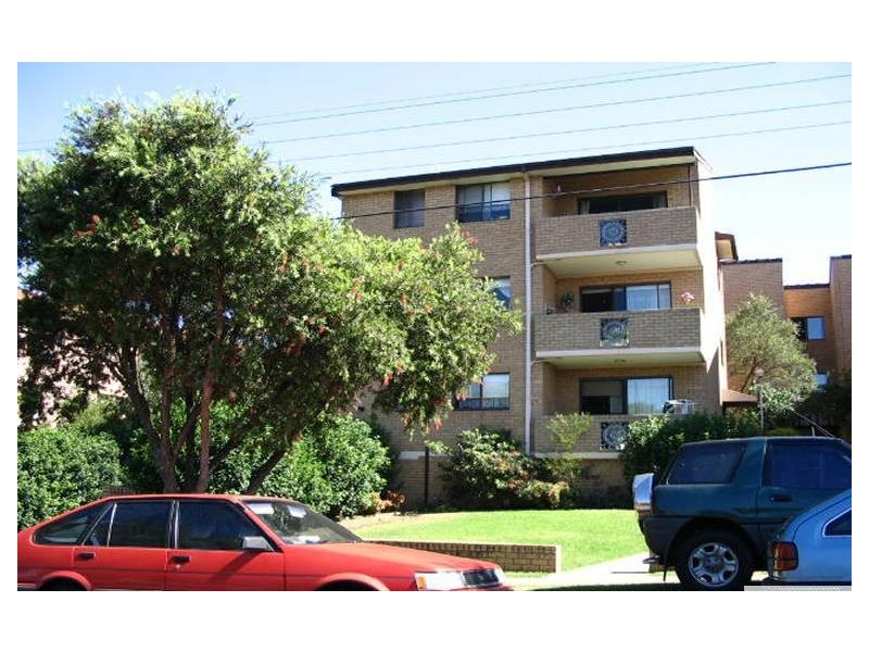 2/28 Weigand Ave., Bankstown NSW 2200