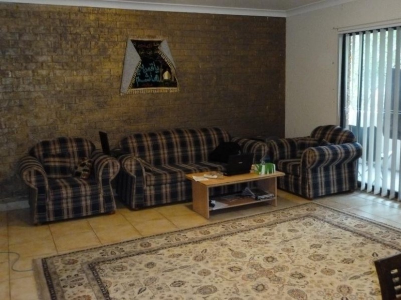 2/28 Weigand Ave., Bankstown NSW 2200