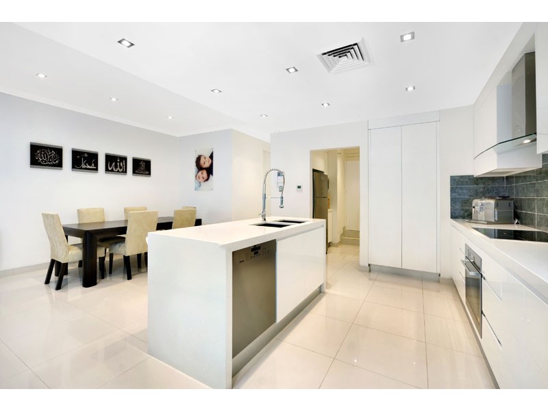 5 Lawford St., Greenacre NSW 2190