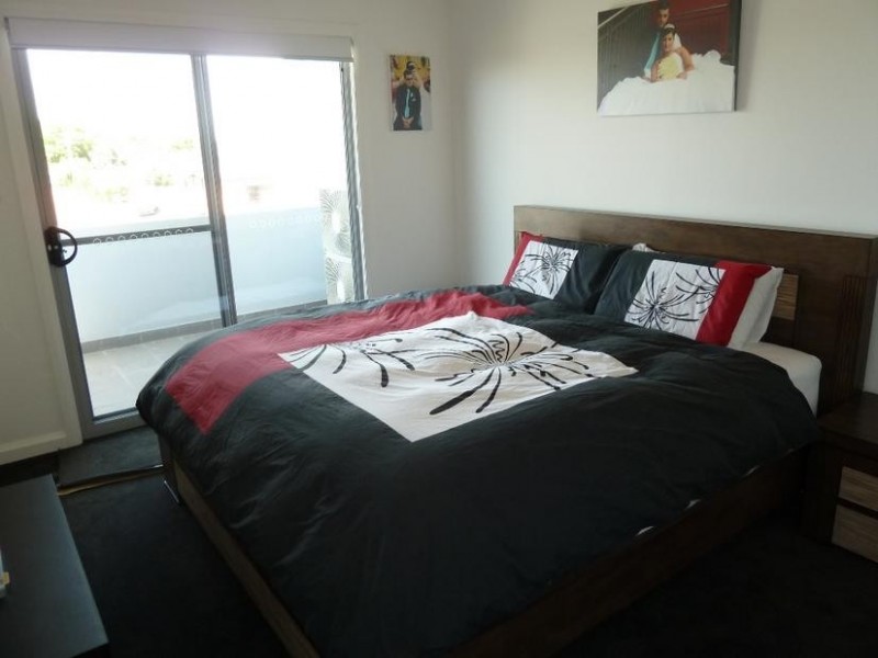 5 Lawford St., Greenacre NSW 2190