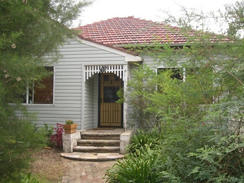 13 Gibson Ave., Padstow NSW 2211