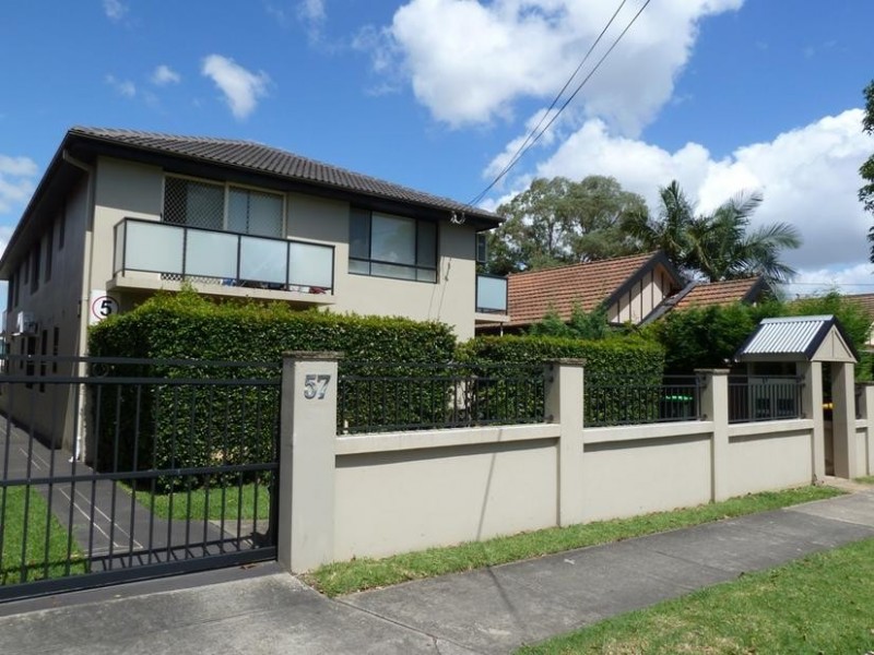 4/57 Sproule St., Lakemba NSW 2195