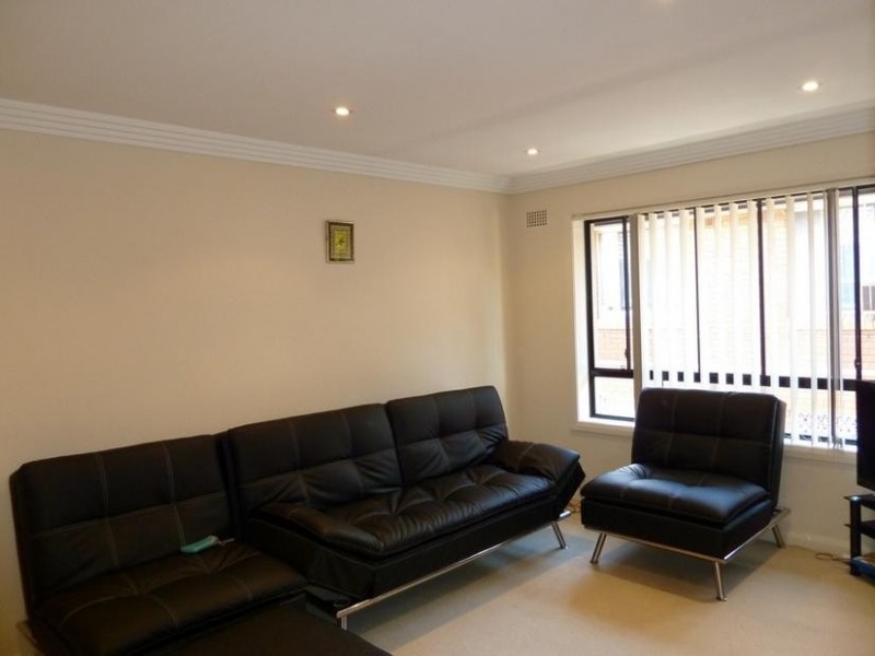 4/57 Sproule St., Lakemba NSW 2195