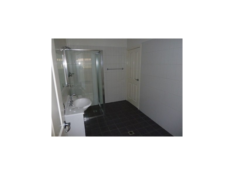 2/14 Hishion Place, Georges Hall NSW 2198