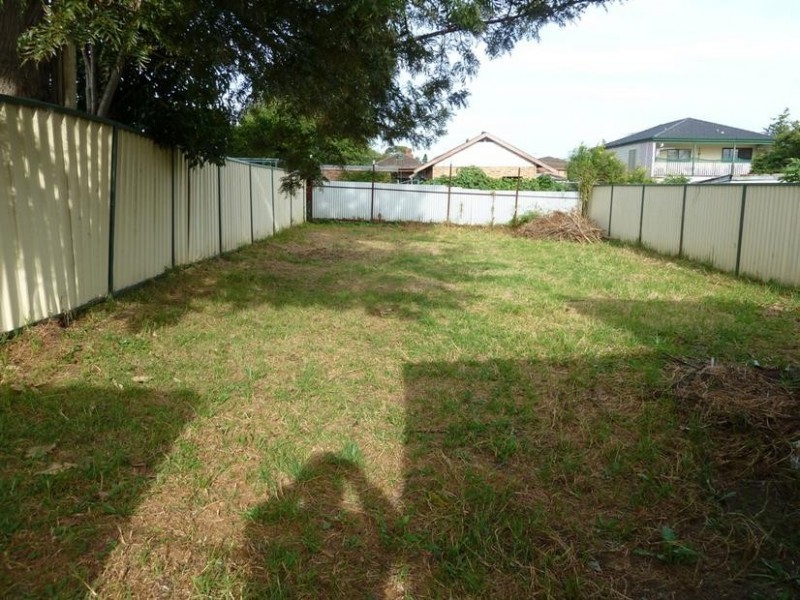 17 Moreton St, Lakemba NSW 2195