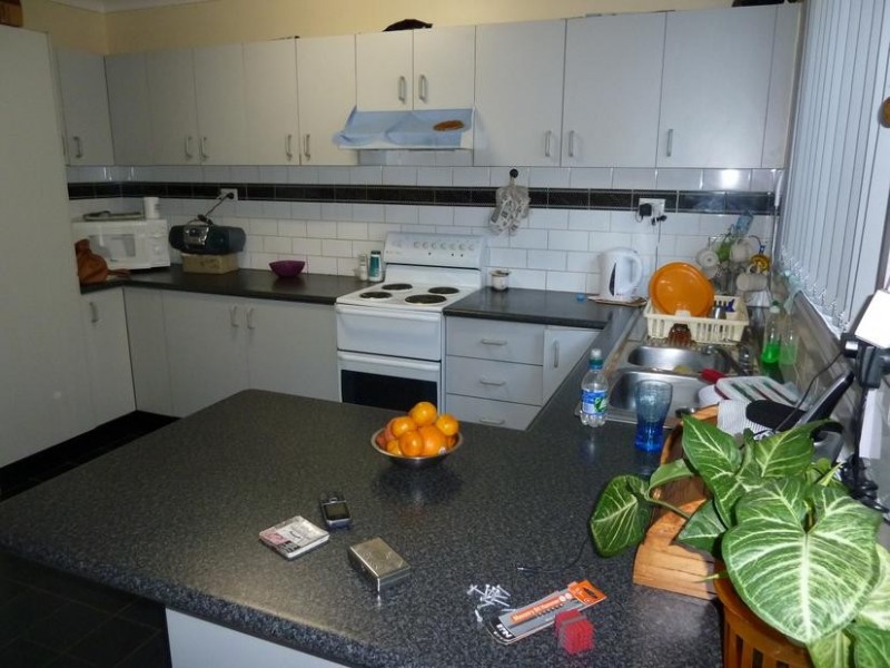 2/330 ROBERTS RD, Greenacre NSW 2190