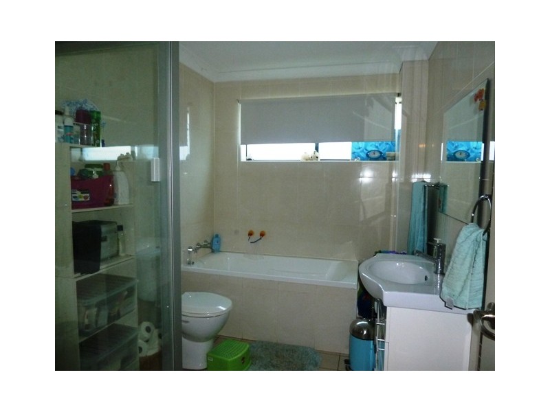 2/16 BORONIA RD, Greenacre NSW 2190