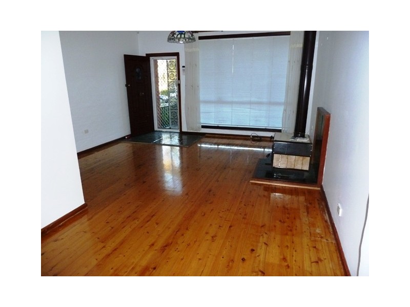 36 Cripps Ave, Kingsgrove NSW 2208