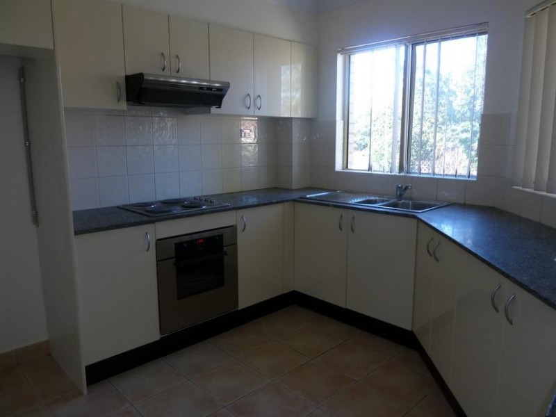 20/1 HILLVIEW ST, Roselands NSW 2196