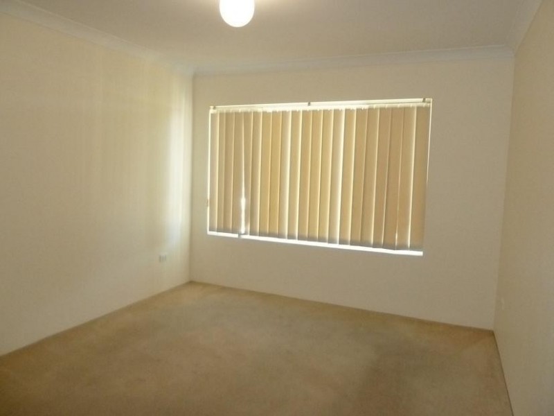 20/1 HILLVIEW ST, Roselands NSW 2196