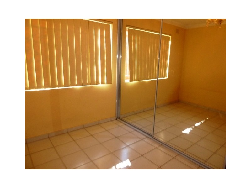 1/24 Shadforth st, Wiley Park NSW 2195