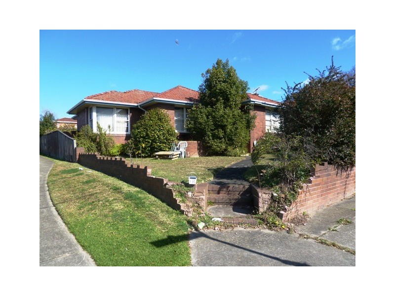 176 JUNO PDE, Greenacre NSW 2190