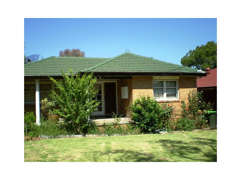 53 Kensington ave, Punchbowl NSW 2196
