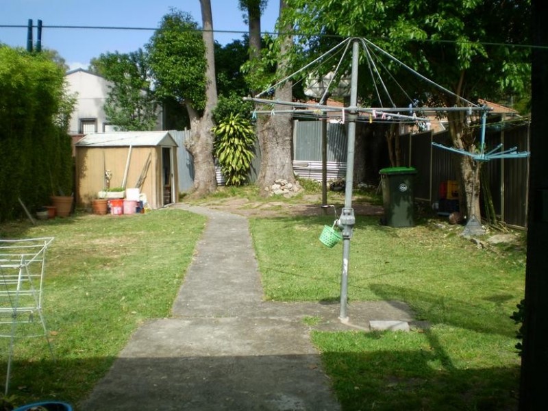 16 MACDONALD ST, Lakemba NSW 2195