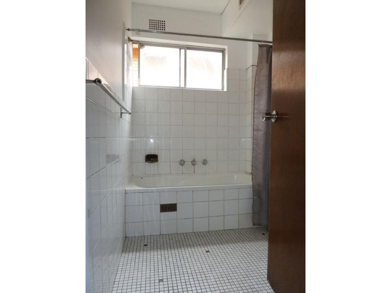 11/64 Sproule Street, Lakemba NSW 2195