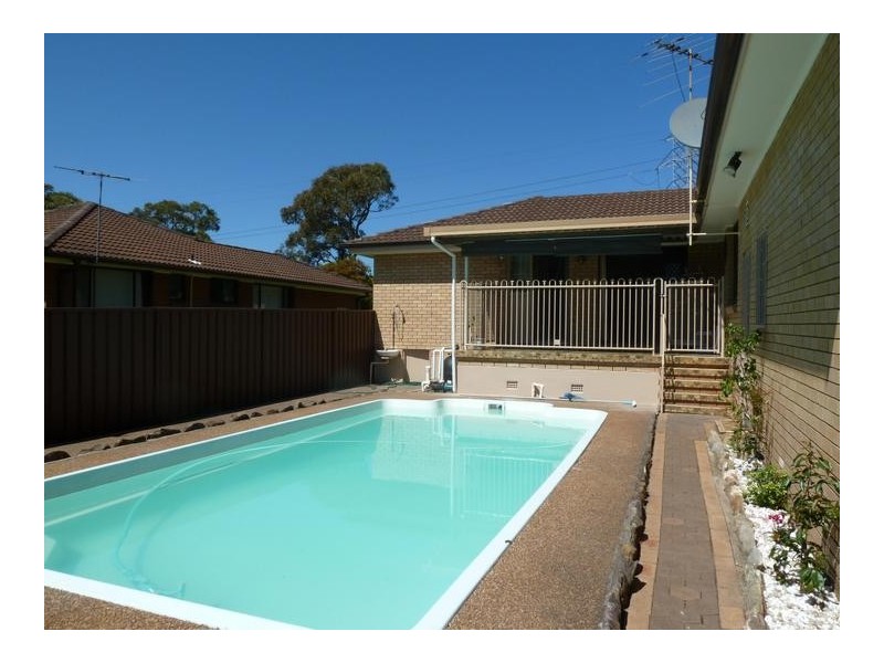 1/104 MIMOSA RD, Greenacre NSW 2190