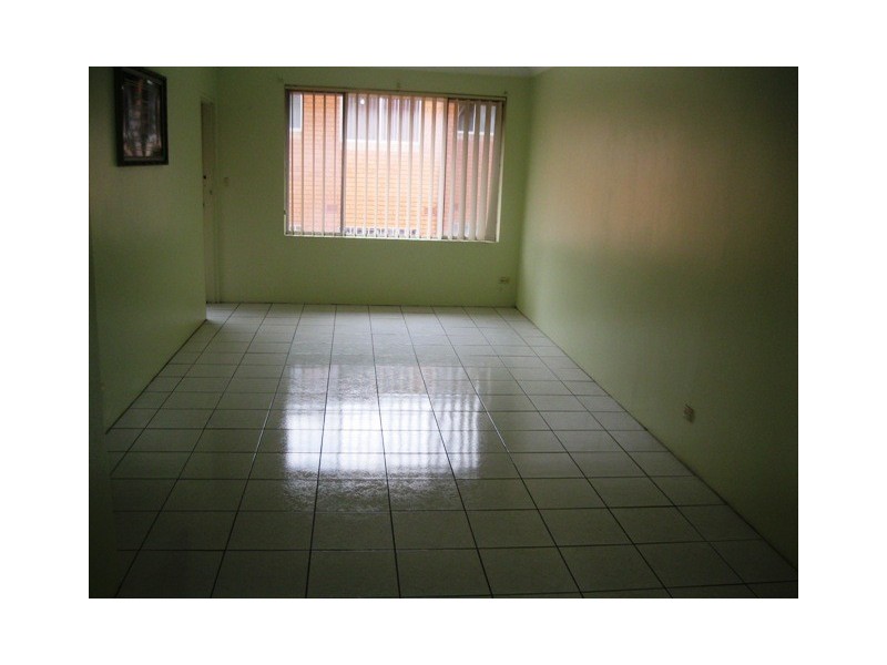 4/72 wangee rd, Lakemba NSW 2195