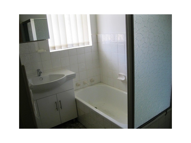 4/72 wangee rd, Lakemba NSW 2195