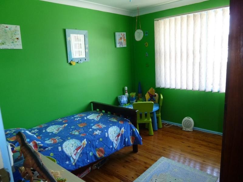 18 NARELLE CRESCENT, Greenacre NSW 2190