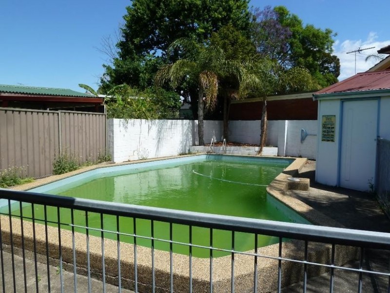 18 NARELLE CRESCENT, Greenacre NSW 2190