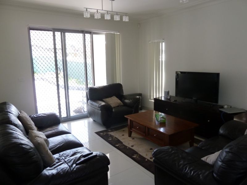 18 Valencia St, Greenacre NSW 2190