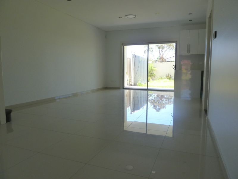 12a Blanc Avenue, East Hills NSW 2213