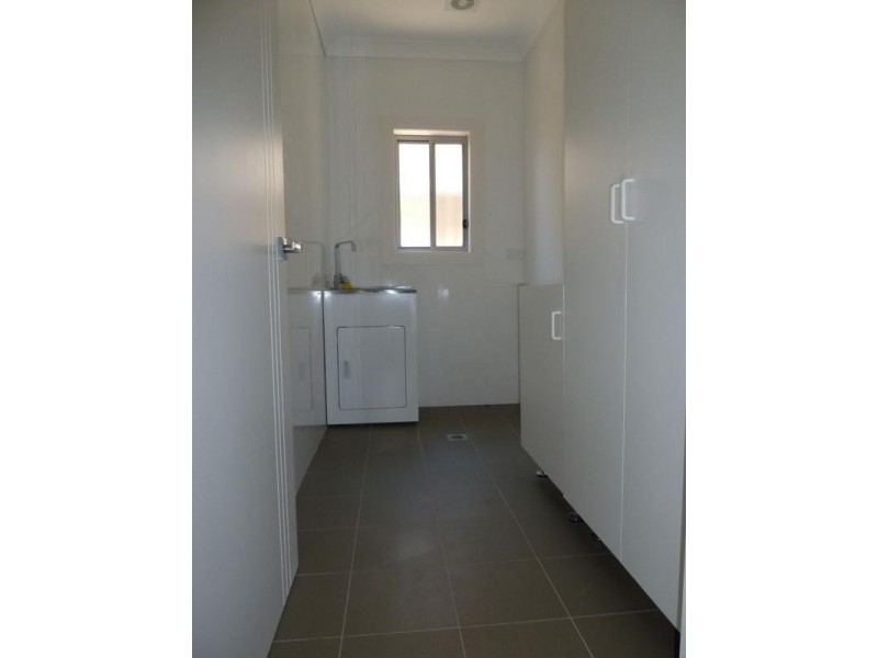 12a Blanc Avenue, East Hills NSW 2213