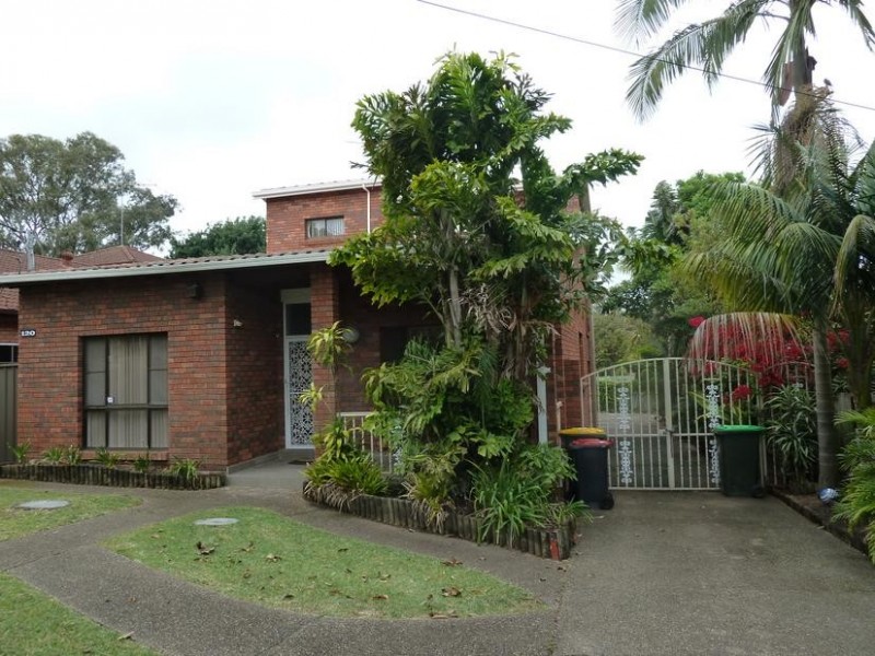120 PAYTEN AVE, Roselands NSW 2196