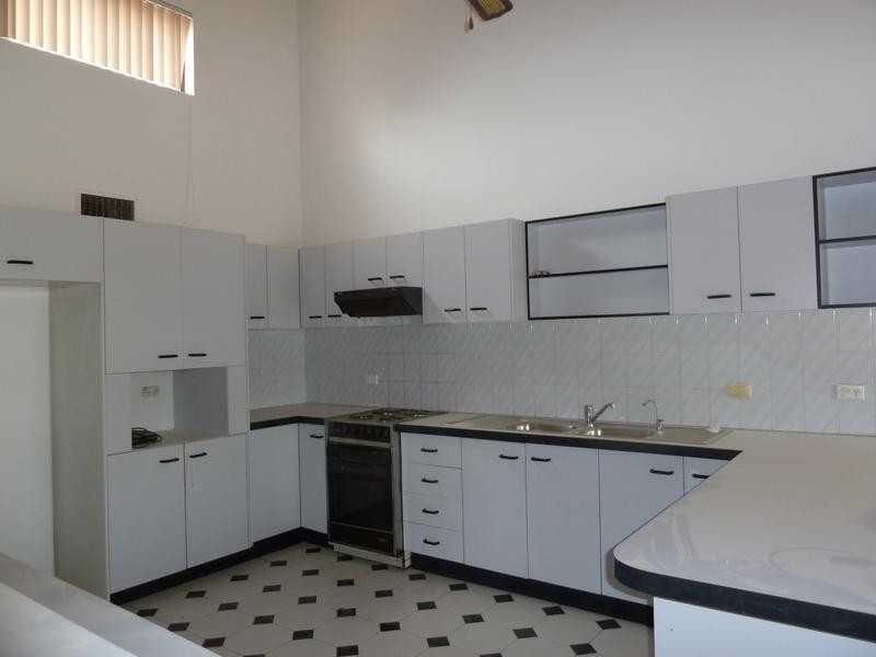 120 PAYTEN AVE, Roselands NSW 2196