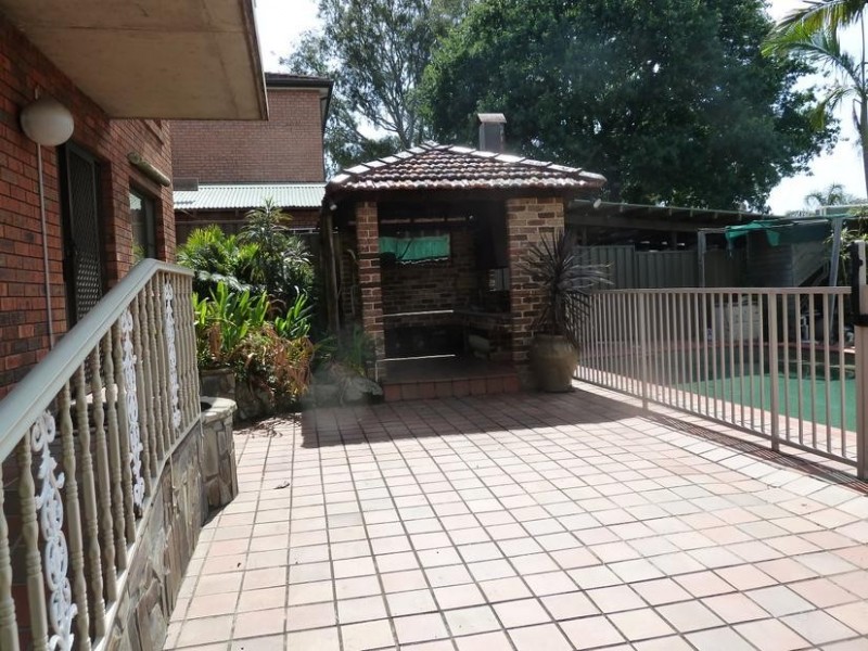 120 PAYTEN AVE, Roselands NSW 2196